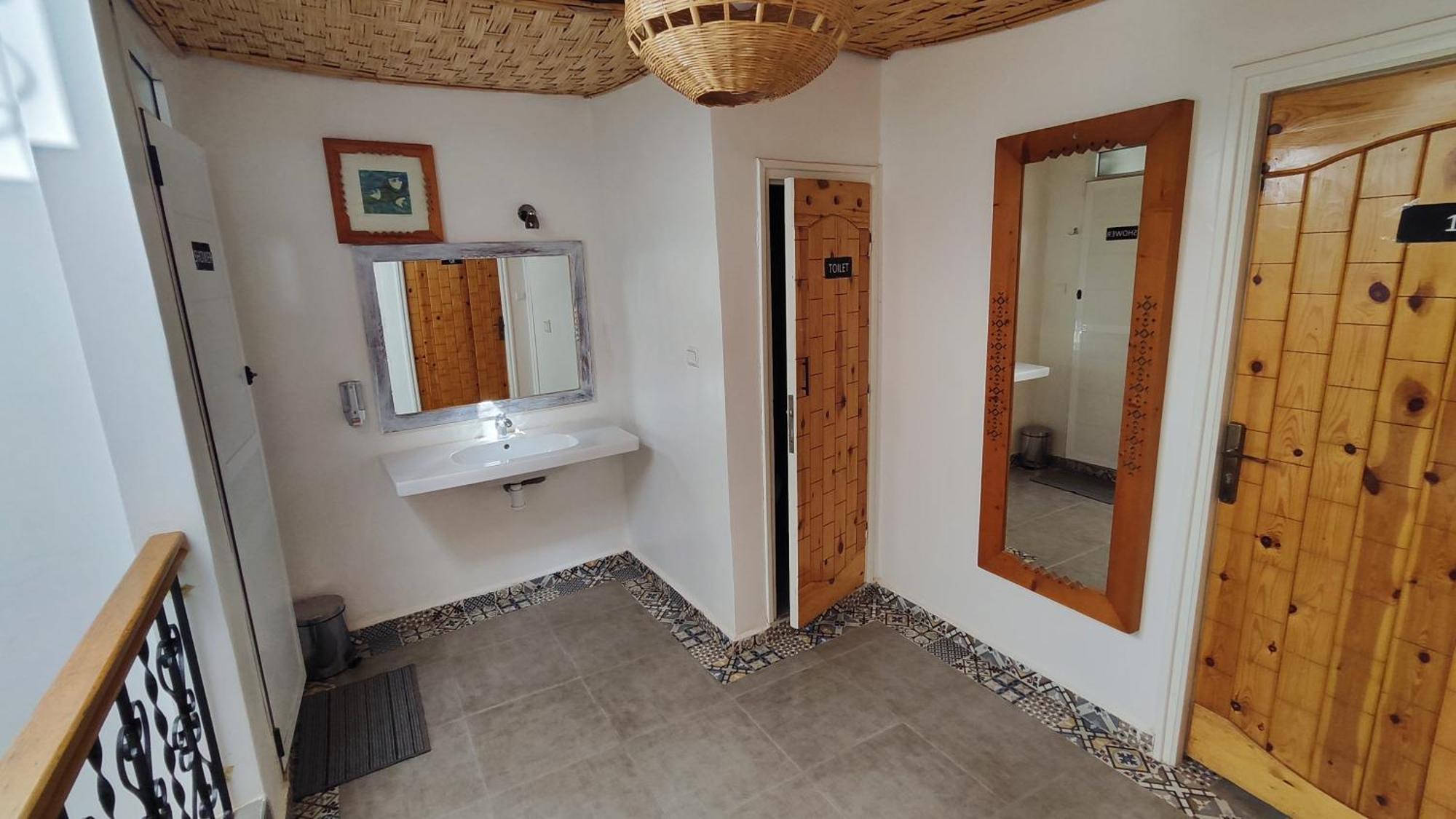 Bigblue Surf Hostel & Coworking Space - Taghazout (Adults Only) Azazoul Buitenkant foto