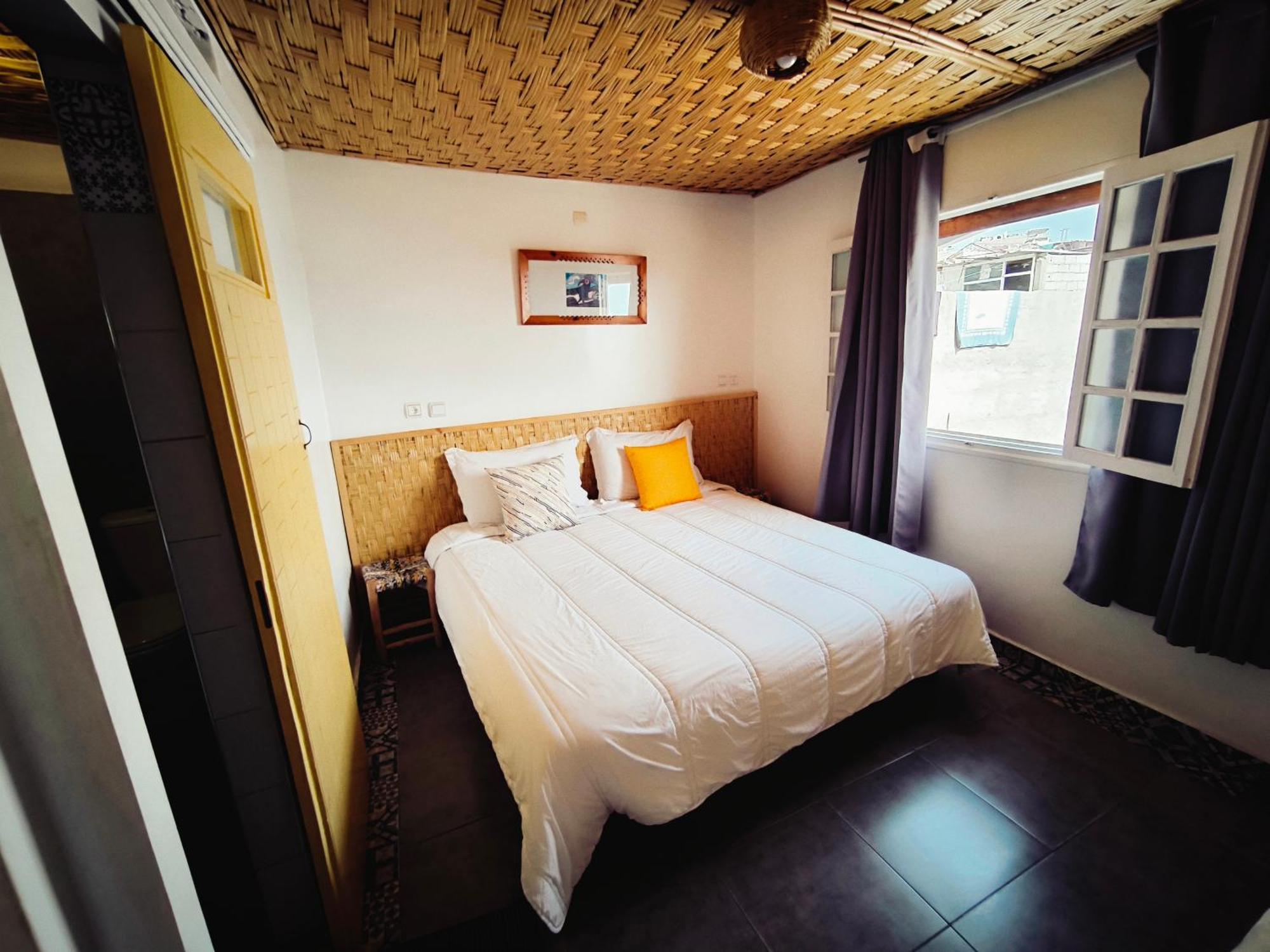 Bigblue Surf Hostel & Coworking Space - Taghazout (Adults Only) Azazoul Buitenkant foto